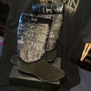 NWOT Vera Pelle Size 36 leather and suede wedge boot